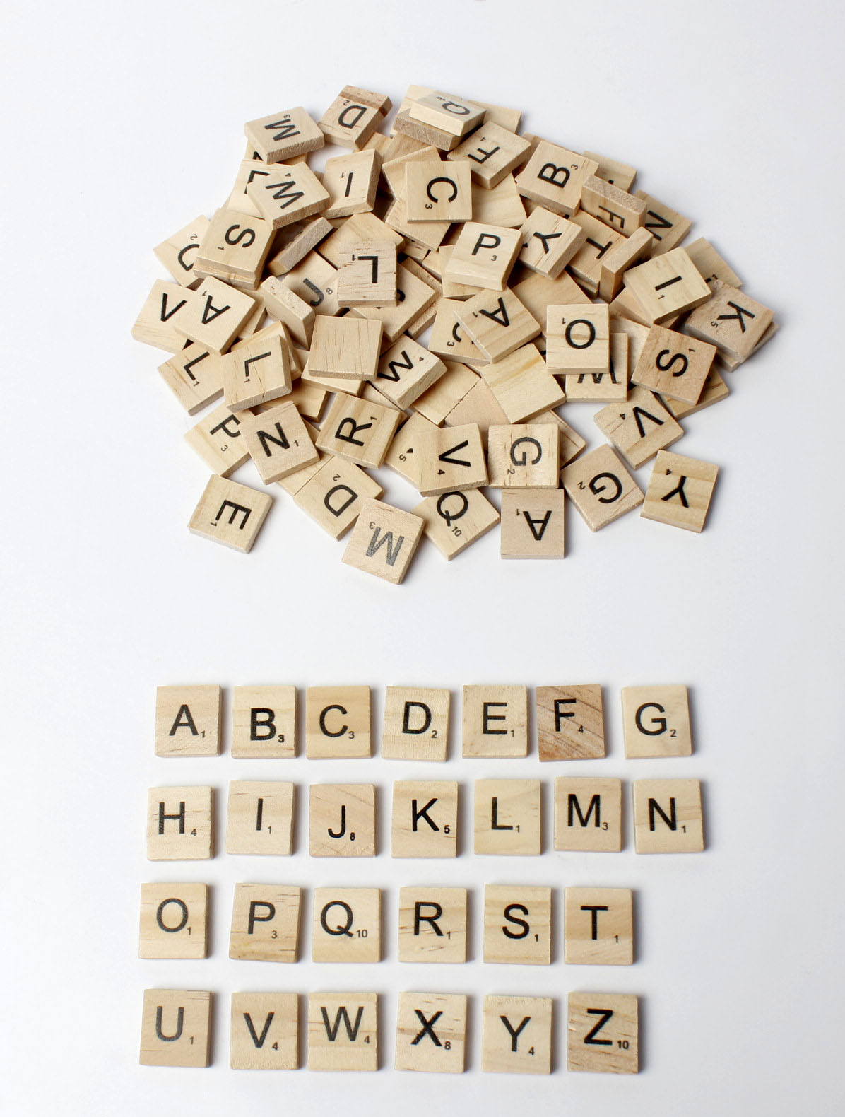 28482 Wooden scrabble tile letters